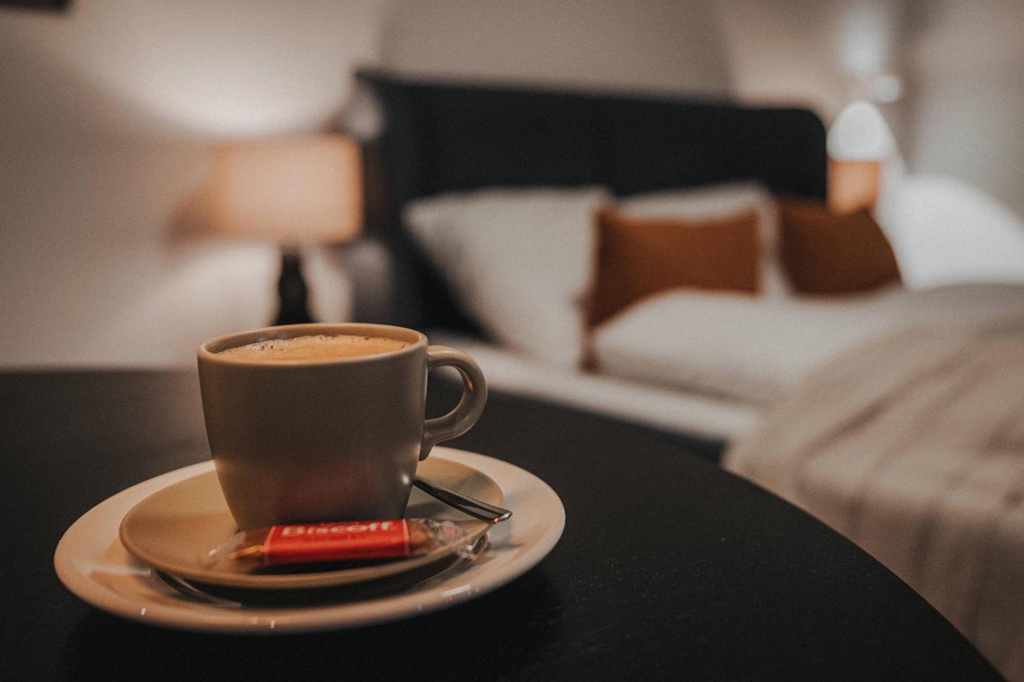 Apartment Downtown Mit Luxusbad Am Hafen Nur 5 Minuten Zu Fuss In Innenstadt Und Zum Bahnhof! *